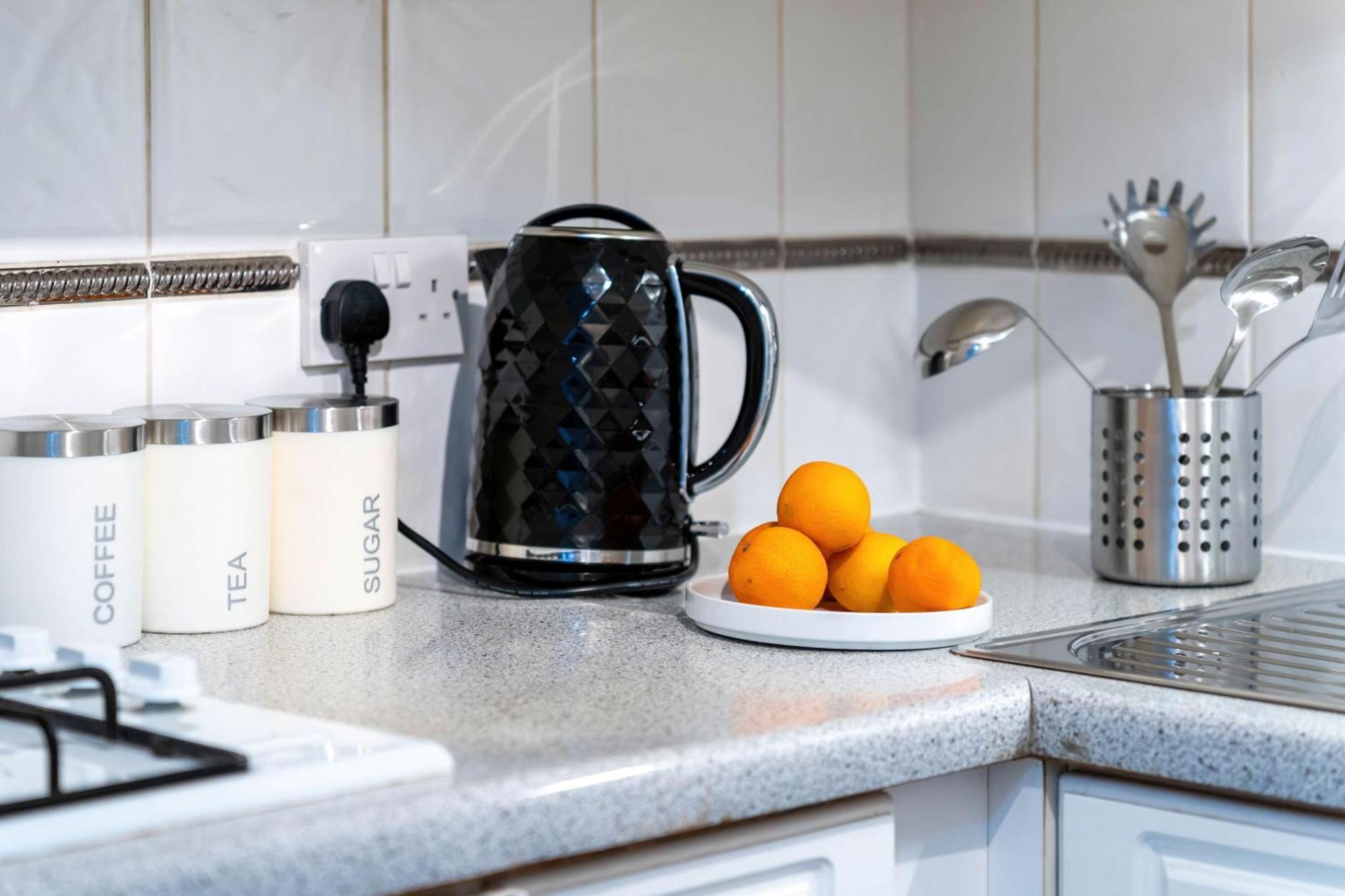 Holiday home Chic 3-bed Mews Townhouse St John's Wood With Free Wifi *